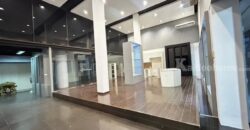 รหัสC6884 ให้เช่าอาคารพาณิชย์ 4ชั้น ย่านถนนกิ่งแก้ว บางนา เหมาะกับกิจการหลายอย่าง ที่จอดรถมีหลายคัน