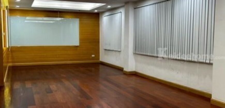 รหัสC6884 ให้เช่าอาคารพาณิชย์ 4ชั้น ย่านถนนกิ่งแก้ว บางนา เหมาะกับกิจการหลายอย่าง ที่จอดรถมีหลายคัน