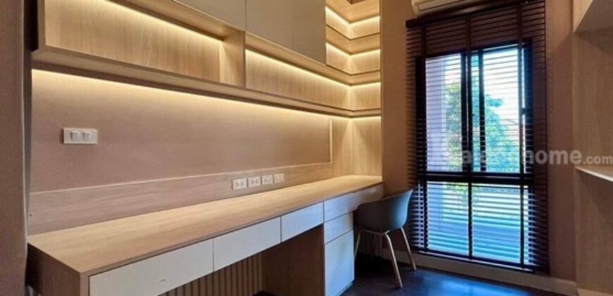 รหัสC6887 ให้เช่าบ้านเดี่ยวบางกอกบลูเลอร์วาด ศรี​นครินทร์​-บางนา ถนนหนามแดง บ้านตกแต่งพร้อมอยู่