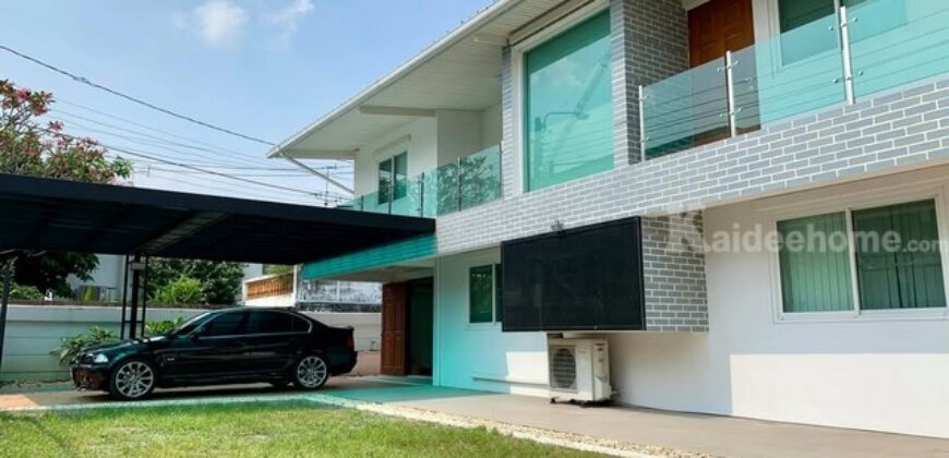 รหัสC6904 ให้เช่าบ้านเดี่ยวสไตล์โมเดิร์น ถนนพหลโยธิน เสนานิคม1 ใกล้ BTS เสนานิคม