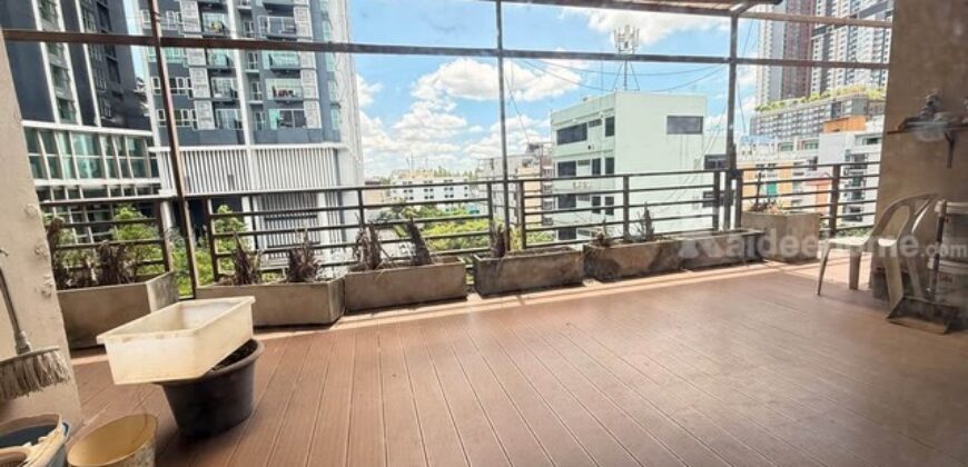 รหัสC6905 ให้เช่า ขาย Commercial Office อาคารสำนักงาน 5ชั้นครึ่ง มีดาดฟ้า ถนนรัชดาภิเษก ใกล้ MRT ห้วยขวาง