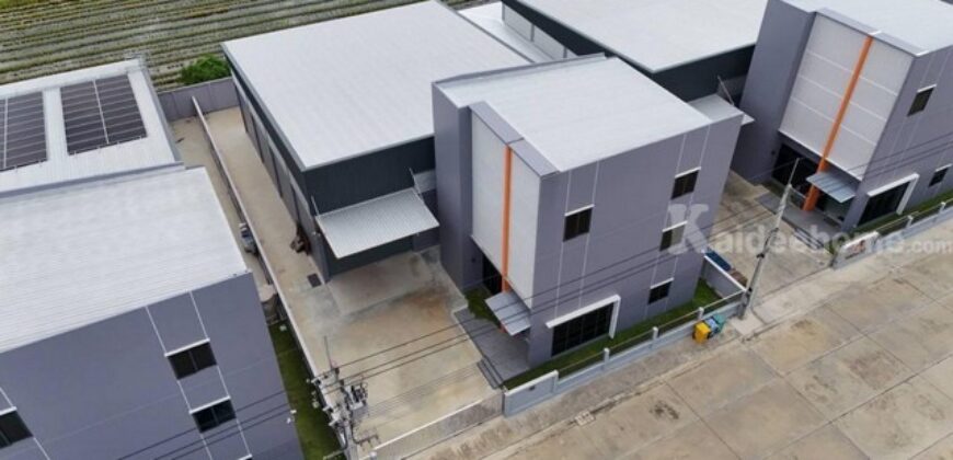 รหัสC6910 ขายโกดังพร้อมผู้เช่า MINI FACTORY พื้นที่สีม่วง ติดถนนลำลูกกา คลอง8 ใกล้มอเตอร์เวย์