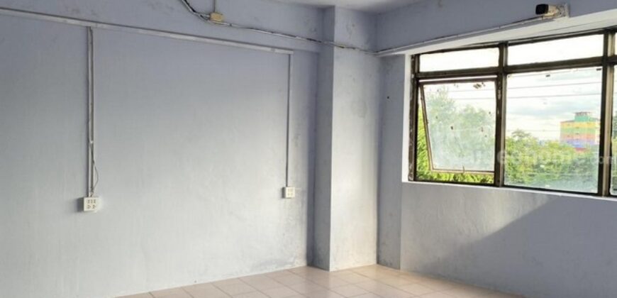 รหัสC6912 ให้เช่าอาคารพาณิชย์ 3.5 ชั้น มีดาดฟ้า ติดถนนสีขาว ใกล้ตลาดไท ใกล้ถนนพหลโยธิน คลองหลวง ปทุมธานี