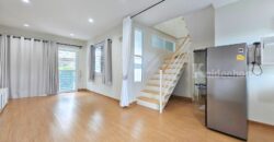 ขาย!! ทาวน์โฮม บีทีเอ็น เรสซิเดนซ์ (หลังบ้านไม่ติดหลังอื่น ขนาด 20 ตร.ว.) ซอยจันทร์ทองเอี่ยม บางบัวทอง นนทบุรี ใกล้เซ็นทรัลเวสต์เกต : BTN Residence