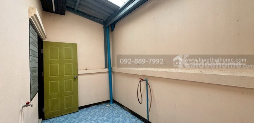 ขายทาวน์เฮ้าส์ หมู่บ้านคันทรี พาร์ค14 สามโคก ถนนปทุมธานี-สามโคก พื้นที่ 17 ตรว. ราคาถูกที่สุดในโครงการ พร้อมอยู่