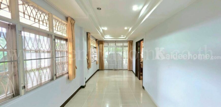 บ้านเดี่ยว หมู่บ้านร่มเย็น 5 ซอยพระยาสุเรนทร์ 9 แปลงมุม