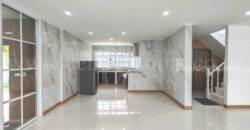 บ้านเดี่ยว กรีนเลค บางนา – ตราด หลังมุม รีโนเวทใหม่