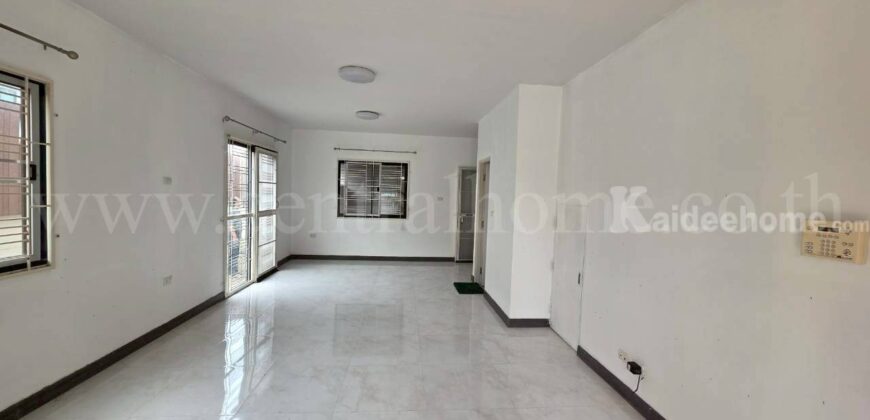 ทาวน์โฮม โมดิ วิลล่า บางนา ( ซอยเอแบค ) หลังมุม