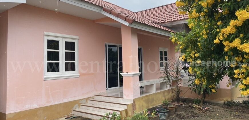 บ้านเดี่ยวชั้นเดียว เนรมิต มงคลเจริญ จอมบึง ราชบุรี ขายขาดทุน