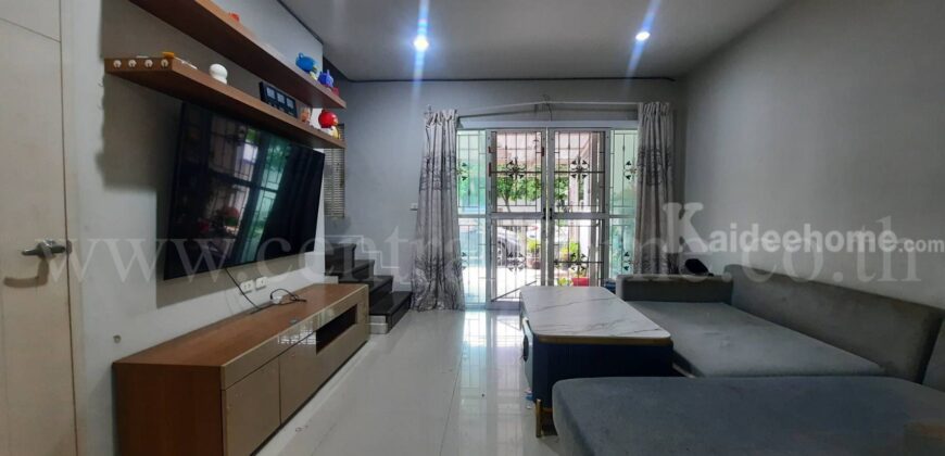 ทาวน์โฮม 3 ชั้น ซิกเนเจอร์ รามอินทรา 109 พร้อมอยู่