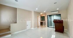 ทาวน์โฮม 3 ชั้น บ้านกลางเมือง รัตนาธิเบศร์ รีโนเวทใหม่ พร้อมอยู่