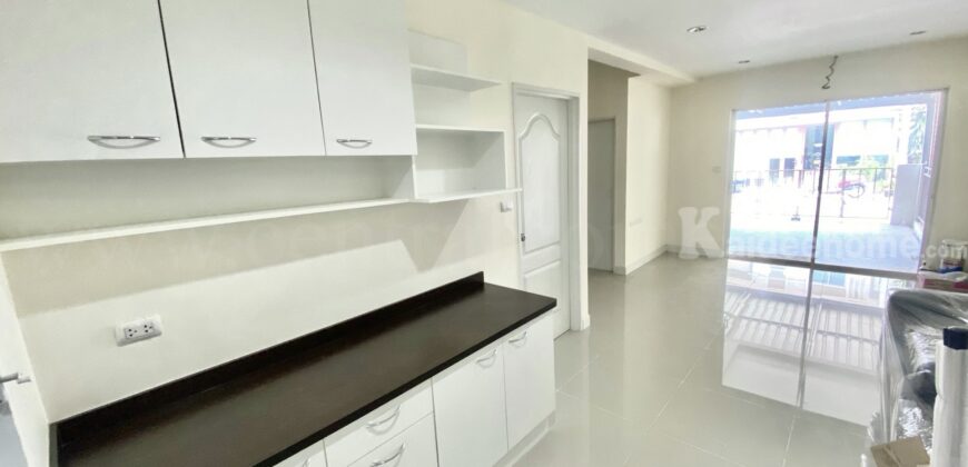 ทาวน์เฮ้าส์ ไอลีฟ ทาวน์ ราชพฤกษ์ – กาญจนาฯ ราคาถูกที่สุด