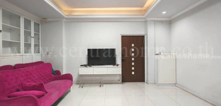 บ้านแฝด 3 ชั้น แกรนด์ ไอ – ดีไซน์ วิภาวดี พร้อมอยู่ ใกล้สนามบินดอนเมือง