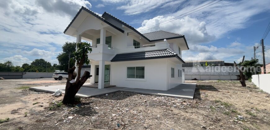 บ้านพร้อมโกดัง เมืองชลบุรี ที่ดินใหญ่ 567 ตร.ว. รีโนเวทใหม่