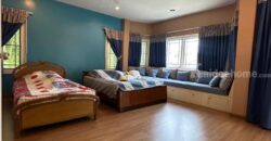 ขาย/ให้เช่า บ้านเดี่ยว – ซอยแบริ่ง 26 (Fantasia Villa) บ้านมุมโครงการ บรรยากาศสงบ