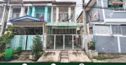 ทาวน์โฮม ธนาภิรมย์ เพชรเกษม 69 หลังริม