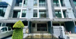 ทาวน์โฮม 3 ชั้น บ้านกลางเมือง รัตนาธิเบศร์ รีโนเวทใหม่ พร้อมอยู่