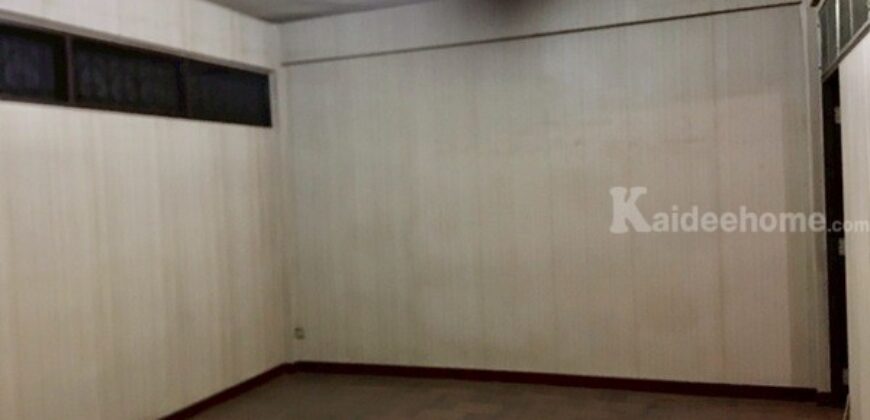 ขายอาคารพาณิชย์ 3 ชั้น พหลโยธิน ซ.64 พื้นที่ 50 ตร.ว. ใกล้อนุสรณ์สถานแห่งชาติ ถ.พหลโยธิน โทร 083-499-6425