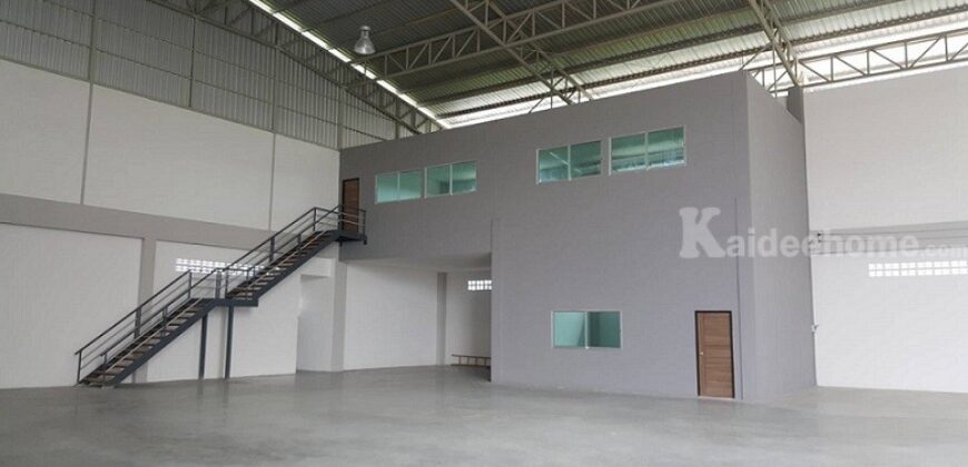 โกดังพร้อมสำนักงาน พื้นที่ 3 ไร่ ถนนบางนา-ตราด กม.23