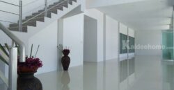 โกดังพร้อมสำนักงาน พื้นที่ 3 ไร่ ถนนบางนา-ตราด กม.23