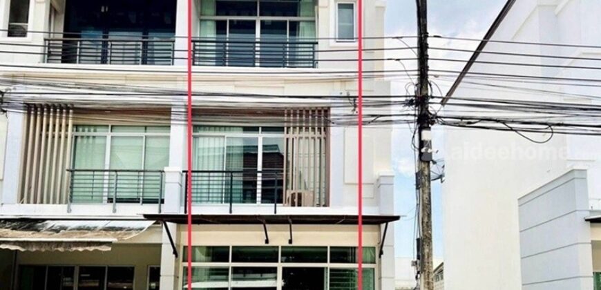ให้เช่า ทาวน์โฮม 3 ชั้น บ้านกลางเมือง เออร์บาเนี่ยน ศรีนครินทร์