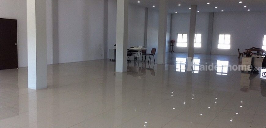 โกดังพร้อมสำนักงาน พื้นที่ 3 ไร่ ถนนบางนา-ตราด กม.23