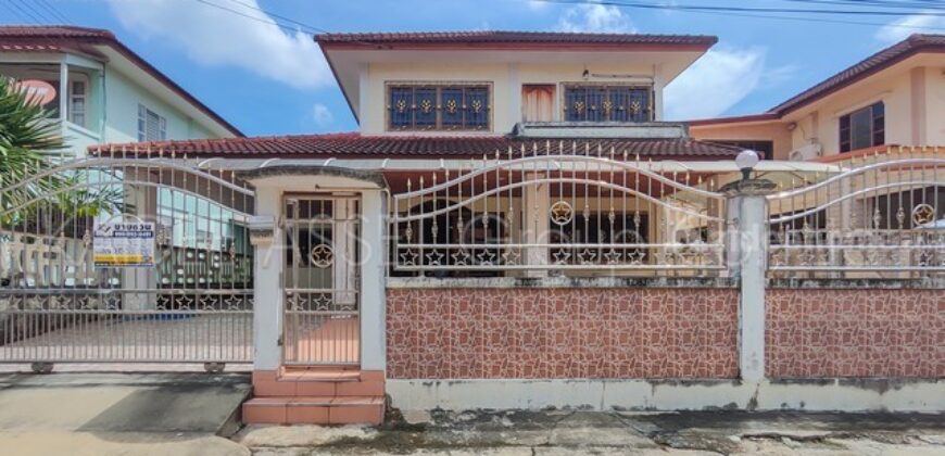 ขาย หมู่บ้าน พระปิ่น 4 ถนน บางบอน 5 บ้านเดี่ยว เอกชัย ขายถูก