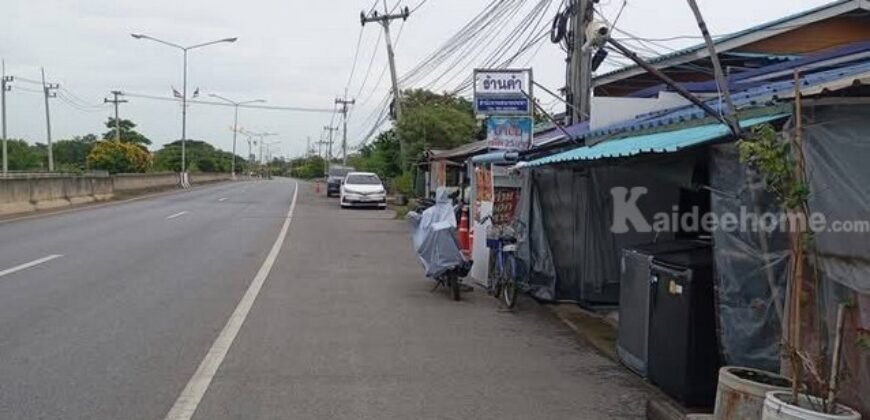 ที่ดินพร้อมสิ่งปลูกสร้าง ติดถนน 4 เลน ถนนบางปะอินสายใน ราคาไม่ถึงล้าน น้ำท่วมไม่ถึงบ้าน ทำเลสามารถเปิดร้านเล็กๆได้