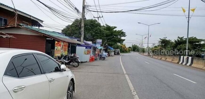 ที่ดินพร้อมสิ่งปลูกสร้าง ติดถนน 4 เลน ถนนบางปะอินสายใน ราคาไม่ถึงล้าน น้ำท่วมไม่ถึงบ้าน ทำเลสามารถเปิดร้านเล็กๆได้