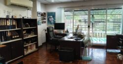ขายบ้านสุขุมวิท71 ปรีดีพนมยงค์14 ทาวน์โฮมหลังมุม 3 ชั้น ที่ดิน 39 ตร.ว 5ห้องนอน 6ห้องน้ำ ใกล้รถไฟฟ้า BTSพระโขนง เอกมัย ทำเลดี ถนนกว้างเดินทางสะดวก ใกล้โรงเรียนนานาชาติ House Sukhumvit 71 Ekkamai 0879074045