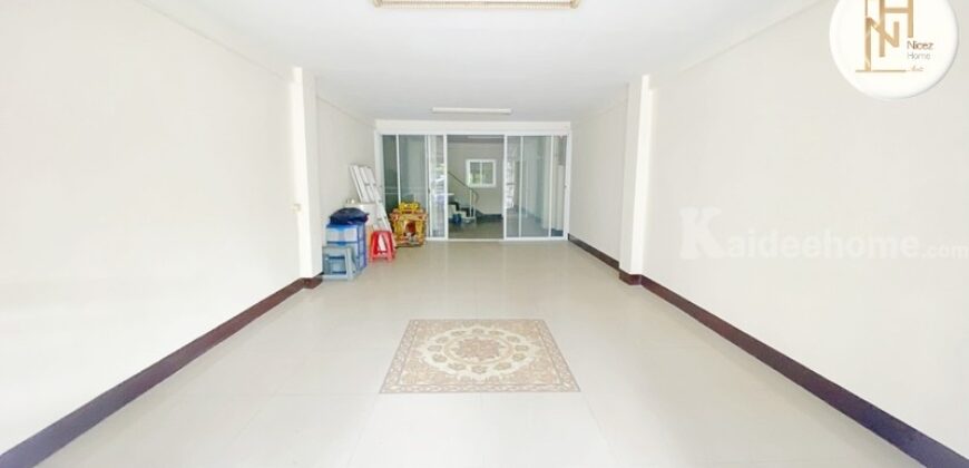 ขายอาคารพาณิชย์ ซอยสามัคคี สภาพสวย แหล่งชุมชน ใกล้ทางด่วนงามวงศ์วาน