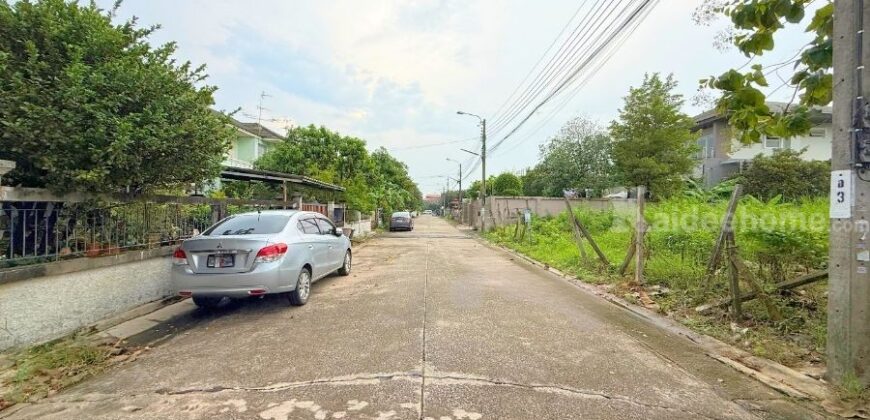 ขาย!! ที่ดินจัดสรร หมู่บ้านบ้านสวนเทพมณฑล ซอยศาลาธรรมสพน์5 (ขนาด 166 ตร.ว. ) ตลิ่งชัน ทวีวัฒนา พุทธมณฑลสาย2 ทำเลดี แปลงสวยเดินทางสะดวก เข้า-ออกได้หลายทาง