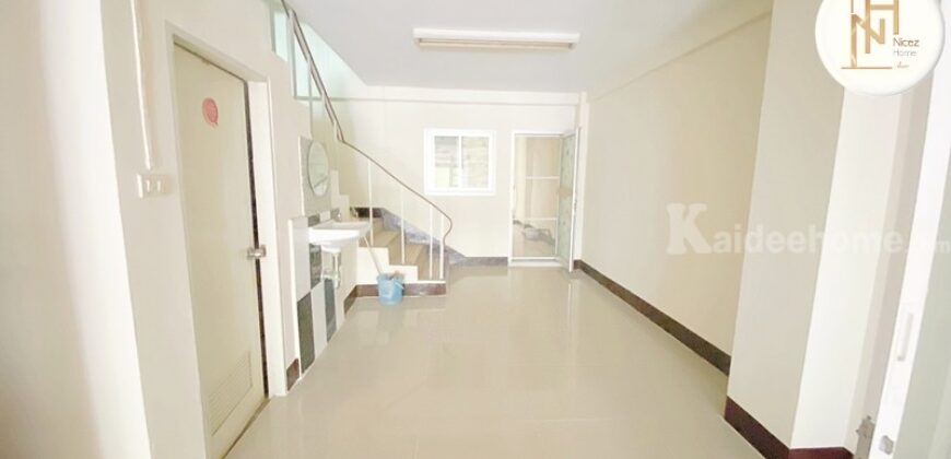 ขายอาคารพาณิชย์ ซอยสามัคคี สภาพสวย แหล่งชุมชน ใกล้ทางด่วนงามวงศ์วาน