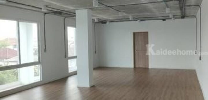 รหัสC6934 ให้เช่า ขาย อาคาร 6 ชั้น ย่านงามวงศ์วาน ชินเขต1 พร้อมลิฟท์และสระว่ายน้ำส่วนตัว