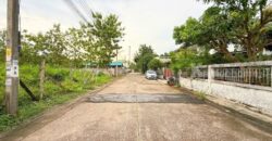 ขาย!! ที่ดินจัดสรร หมู่บ้านบ้านสวนเทพมณฑล ซอยศาลาธรรมสพน์5 (ขนาด 166 ตร.ว. ) ตลิ่งชัน ทวีวัฒนา พุทธมณฑลสาย2 ทำเลดี แปลงสวยเดินทางสะดวก เข้า-ออกได้หลายทาง