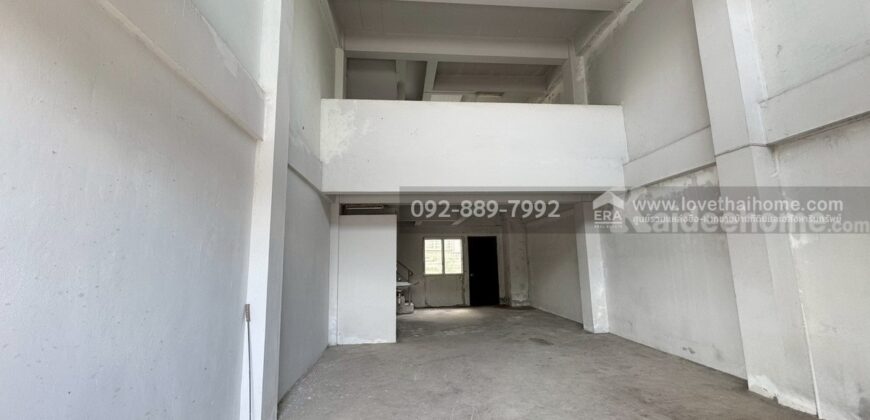 ขายตึกแถว 3.5 ชั้น หมู่บ้านเบญจพฤกษ์ คลอง5 ถนนเลียบคลอง5 พื้นที่ 16.1 ตรว. – 19.2 ตรว. มีให้เลือก 11 คูหา เหมาะทำธุรกิจ ใกล้ม.ราชมงคลธัญบุรี