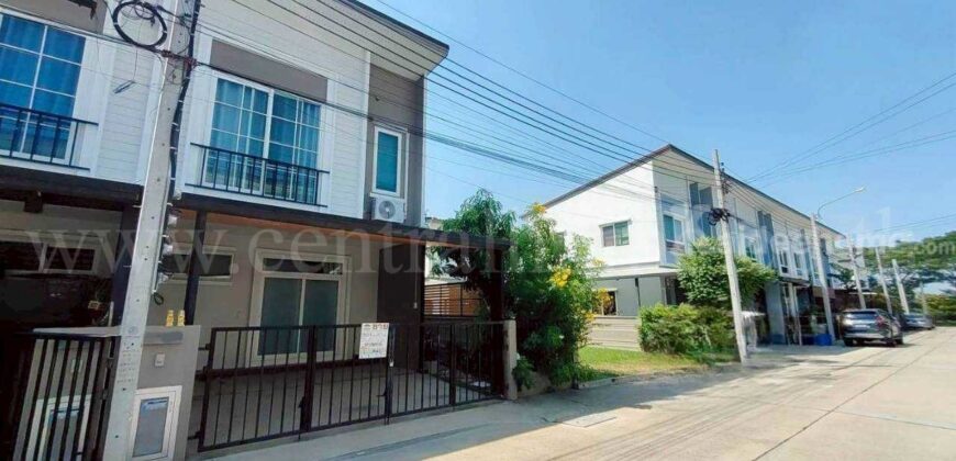 ทาวน์โฮม คาซ่า วอเตอร์ไซด์ ราชพฤกษ์ – พระราม 5 หลังมุม