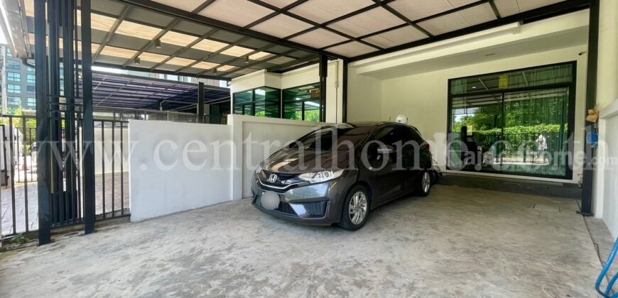 ทาวน์โฮม โคซี่ ลาดพร้าว 64 แยก 2 ใกล้ MRT สุทธิสาร