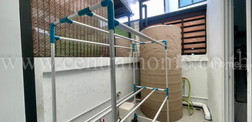 ทาวน์โฮม โคซี่ ลาดพร้าว 64 แยก 2 ใกล้ MRT สุทธิสาร