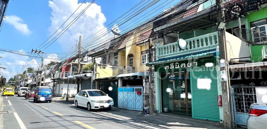 ทาวน์เฮ้าส์ นิรันดร์ วิลล่า สุขุมวิท 93 (พึ่งมี 50) รีโนเวทใหม่