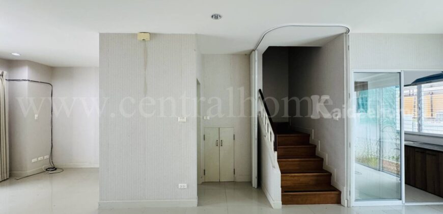 ทาวน์โฮม 3 ชั้น ชวนชื่น โมดัส – วิภาวดี ติดถนนวิภาวดี