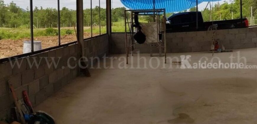 ที่ดินถมแล้ว 9 ไร่ 62 ตร.วา พร้อมโรงเรือน แก่งกระจาน เพชรบุรี