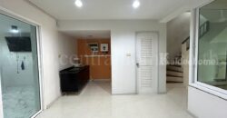 ทาวน์โฮม 3 ชั้น นารารมย์ บางกรวย – ไทรน้อย ติดโซล่าเซลล์ทั้งหลัง