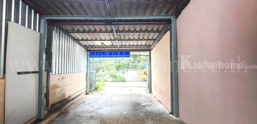 อาคารพาณิชย์ 3 ชั้นครึ่ง ติดรถไฟฟ้า MRT สถานีลาดพร้าว 101