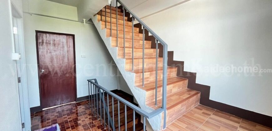 อาคารพาณิชย์ 3 ชั้นครึ่ง ติดรถไฟฟ้า MRT สถานีลาดพร้าว 101