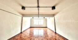 อาคารพาณิชย์ 3 ชั้นครึ่ง ติดรถไฟฟ้า MRT สถานีลาดพร้าว 101