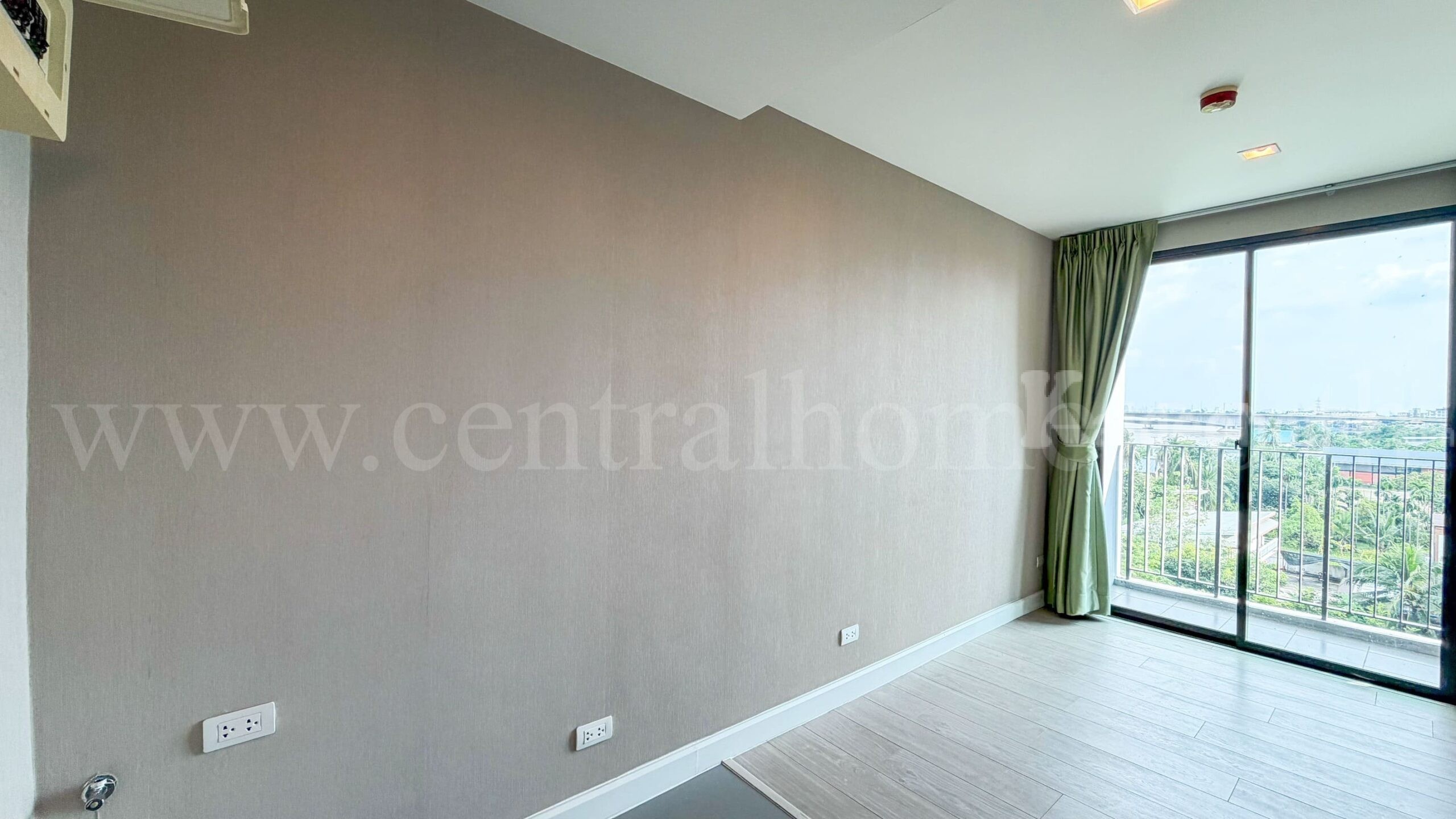 คอนโด Luxury เมโทร ลักซ์ ริเวอร์ฟร้อนท์ รัตนาธิเบศร์ ต่ำกว่าราคาประเมิน