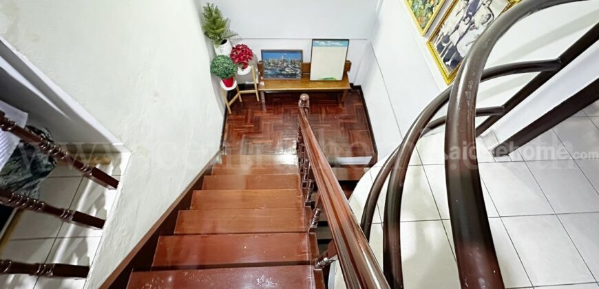 ทาวน์เฮ้าส์ 3 ชั้น ซอยจรัญสนิทวงศ์ 67 แยก 3 พร้อมอยู่