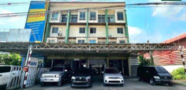 อาคารพาณิชย์ 4 ชั้น 3 คูหา ลาดหลุมแก้ว ติดถนน ปทุมธานี – บางเลน 