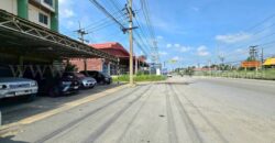 อาคารพาณิชย์ 4 ชั้น 3 คูหา ลาดหลุมแก้ว ติดถนน ปทุมธานี – บางเลน 